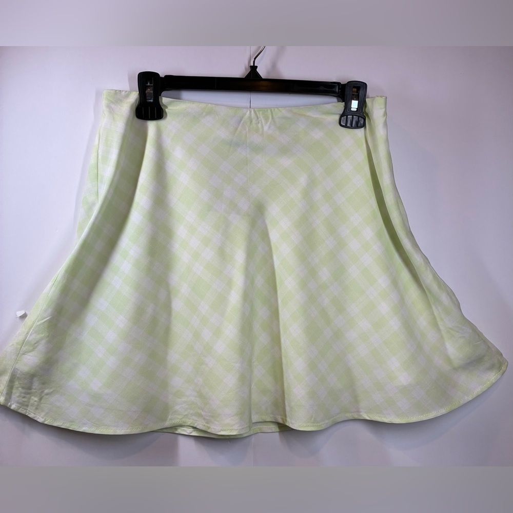 H&M Light Green/White Plaid A-line Skater Skirt Size 8 NWT